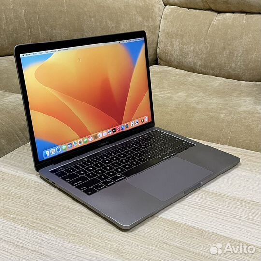 MacBook Pro 13 2018 i5/16/256