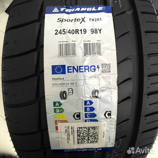 Triangle Sports TH201 245/40 R19 и 275/35 R19