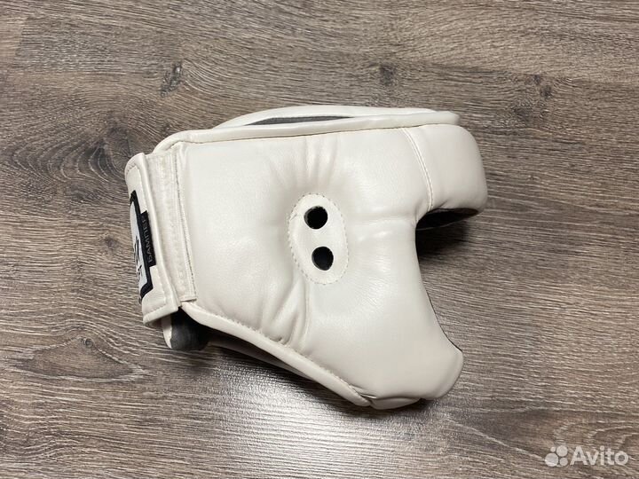 Шлем для единоборств