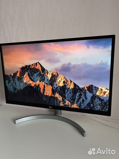Монитор 27 дюймов 4к LG 27UL500-W