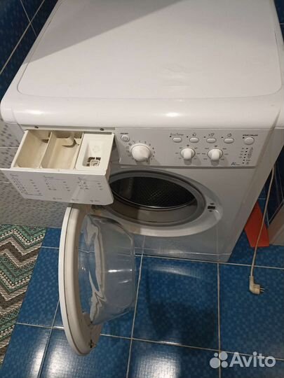 Стиральная машина indesit