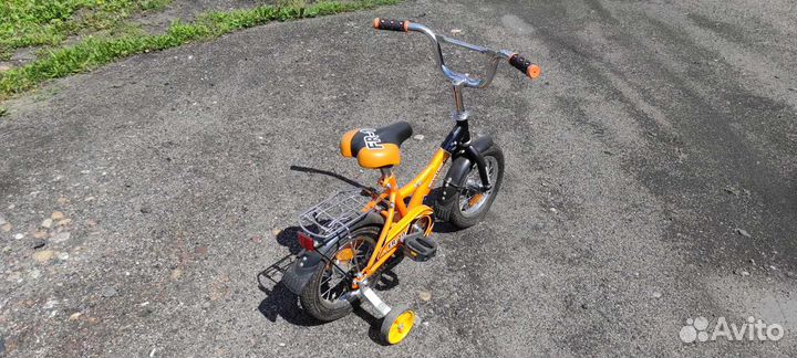 Детский велосипед 12