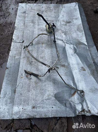 Трубки,шланги Гур Renault Sandero