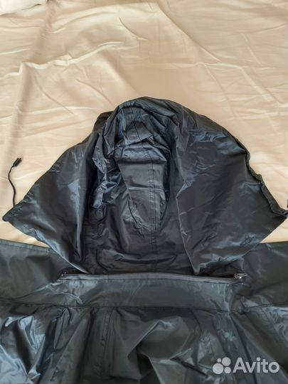 Плащ непромокаемый