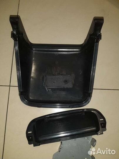 Рамка магнитолы Субару Форестер 2006г.в