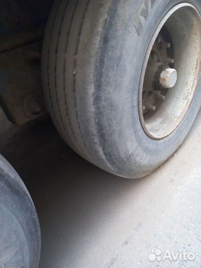 Volvo FH12 с полуприцепом, 1995