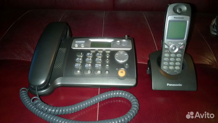 Комплект dect panasonic KX-TCD540RU С цифр. автоот