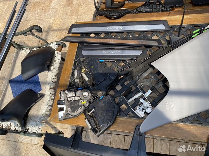 Детали салона Toyota Camry 55