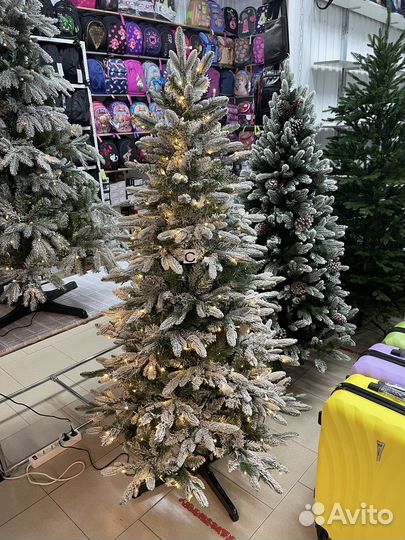 Елка искусственная