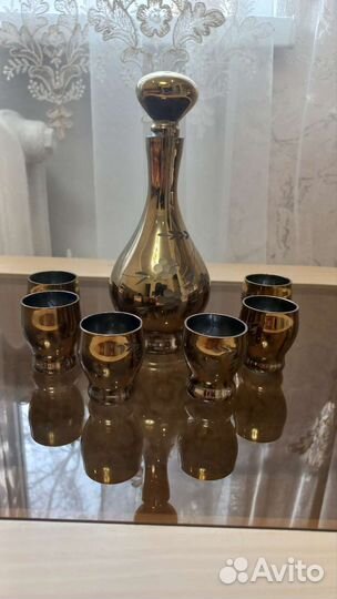 Графин с рюмками