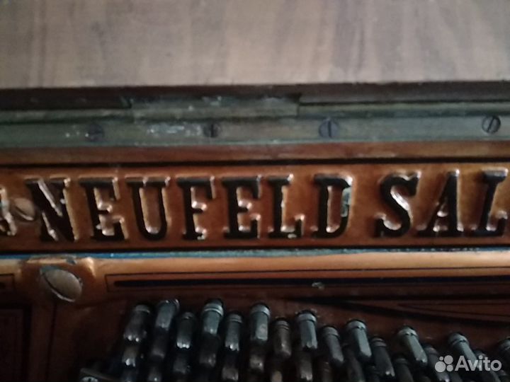 Пианино антиквариат