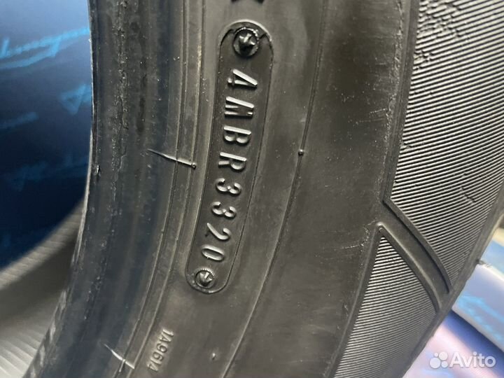 Dunlop SP Sport Maxx 050 235/65 R18 106V