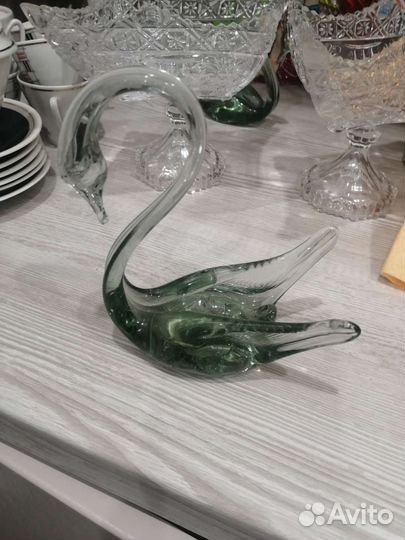 Лебедь из стекла