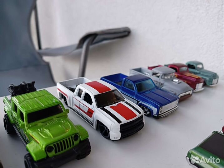 Hot Wheels машинки