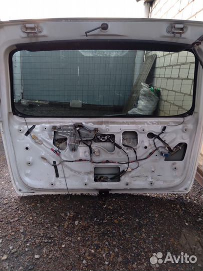 Крышка багажника Тойота Королла Филдер 120