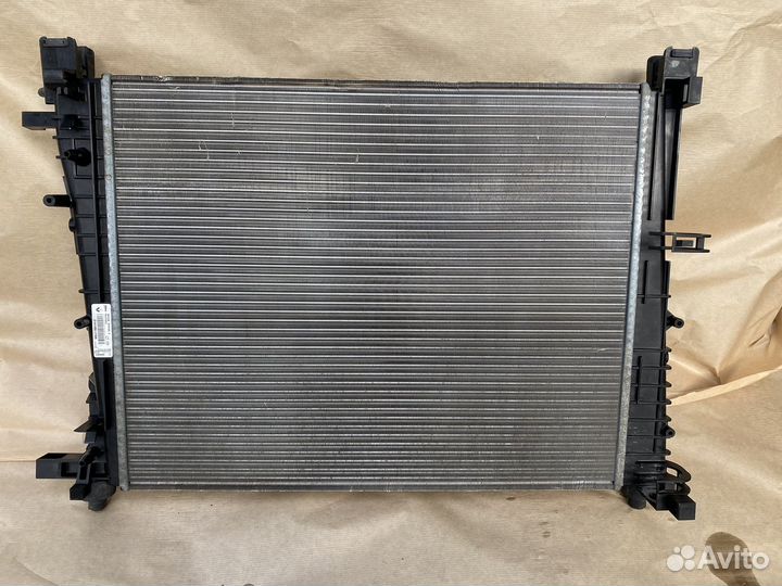 214106179R кассета с основным радиатором Renault