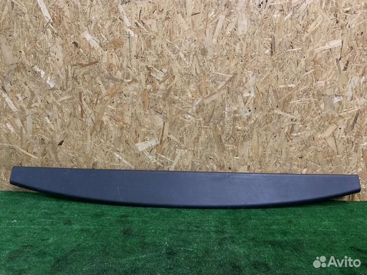 Dodge RAM 2019- накладка заднего борта