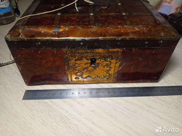 Шкатулка старинная