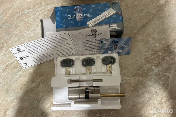 Замок цилиндр champions mottura