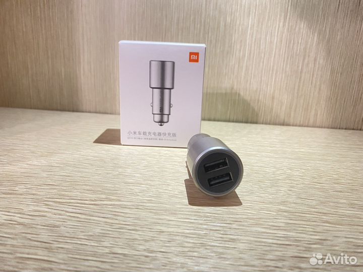 Автомобильный блок питания Car Charger QC