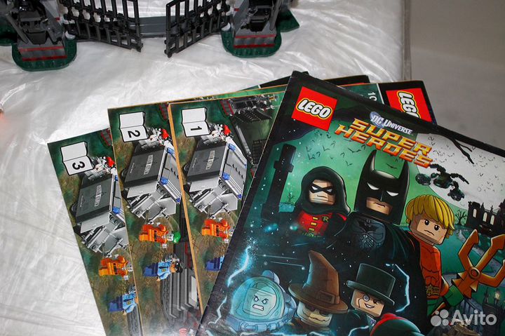 Lego Super Heroes 10937 - Бэтмен: побег из Аркхэма