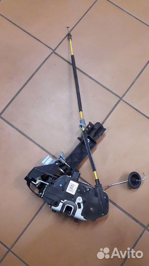 Замок двери задней Ford Explorer