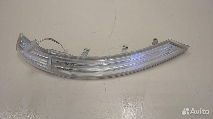 Повторитель указателя поворота в зеркало левый