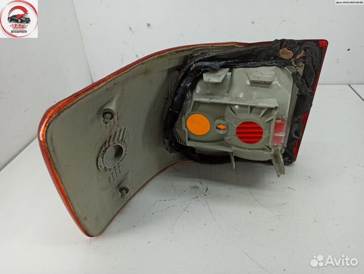 Фонарь задний правый б/у Audi 80 B3 (1987-1992) 893945095