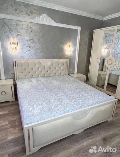 Наматрасник-топпер стеганный 160х200 см