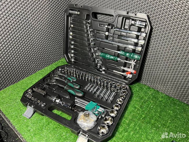 Набор инструментов Tools 121 предмет