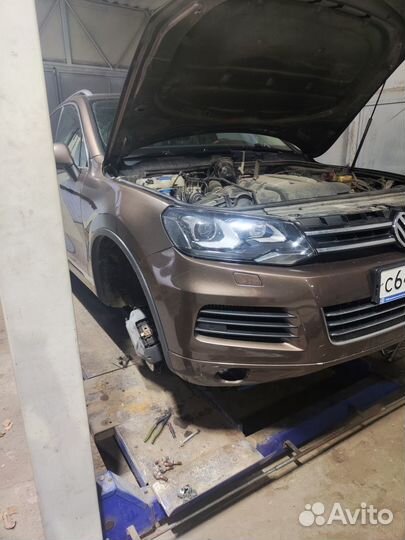 Блок клапанов пневмоподвески Mercedes GL ML W166