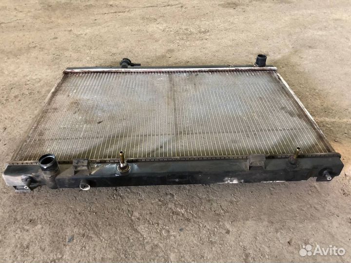 Радиатор Infiniti M 35 / Nissan Fuga