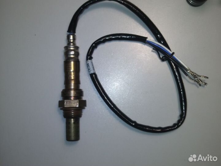 Датчик кислорода(лямбда зонд верхний универсальный