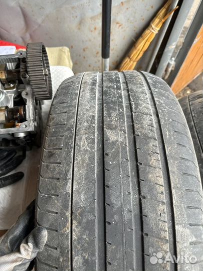 Pirelli P Zero 275/45 R21 и 315/40 R21 111Y