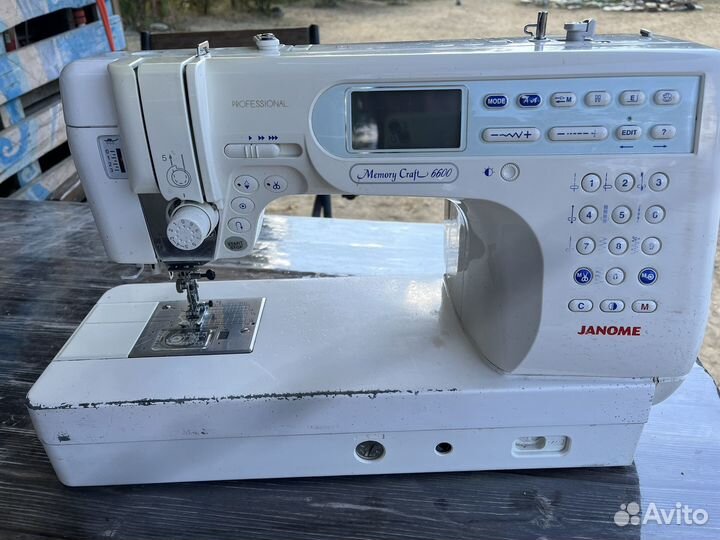 Швейная машина Janome 6600
