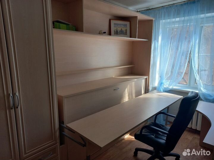 Кровать-трансформер и шкаф