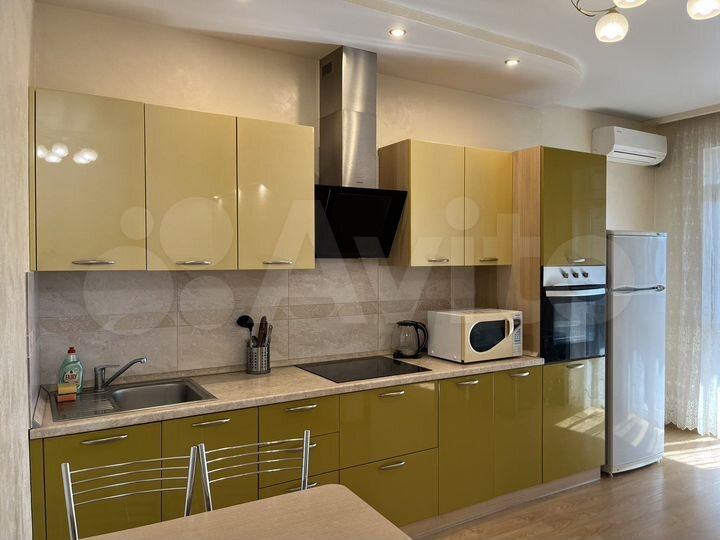 2-к. квартира, 55 м², 5/21 эт.