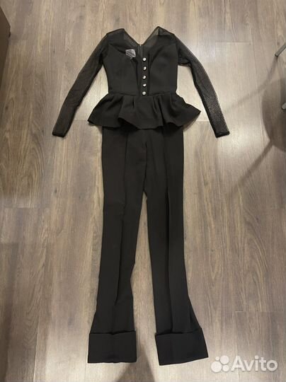 Продам комбинезон женский