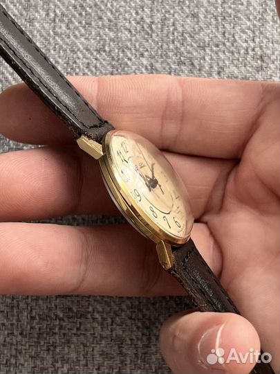 Ракета состояние позолоченные часы винтаж СССР