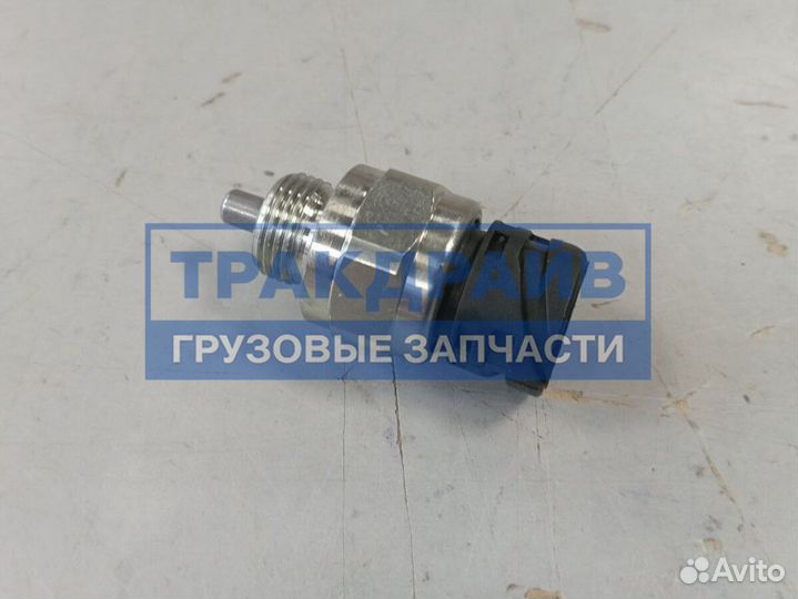 Датчик универсальный блокировки заднего моста 18x1,5 мм