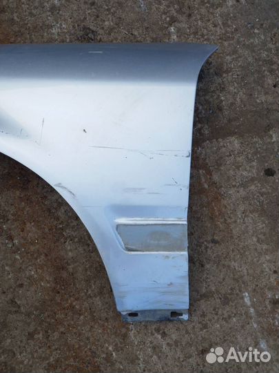 Крыло переднее левое Audi 100 4A/C4 4A2 1992