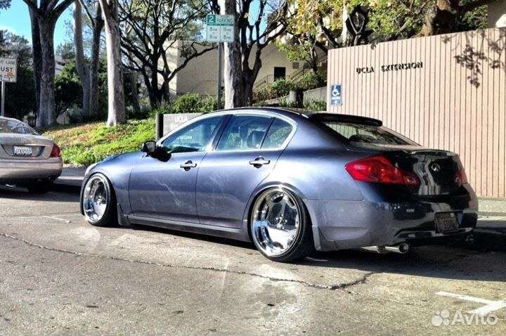 R17 Kumho Ecsta 711 205/45, PCD 4x100 DIA 56.2