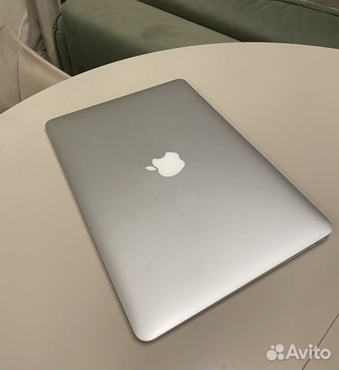 Apple MacBook Air 13