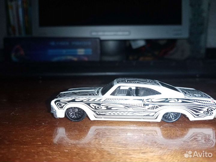 Машинки hot wheels