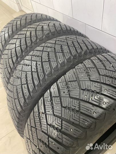 Goodyear UltraGrip Ice Arctic SUV 225/65 R17