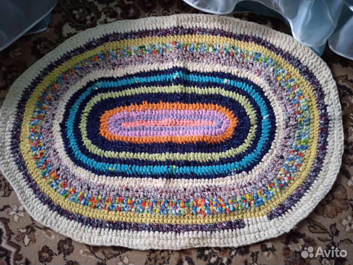 Коврик вязаный крючом