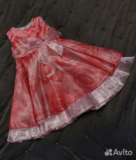 Платья и другое для девочки р. 110