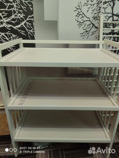 Детская кроватка с пеленальным столиком