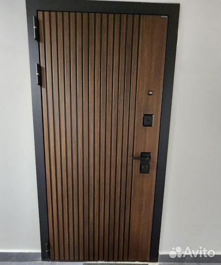 Дверь входная в квартиру Серия Хит