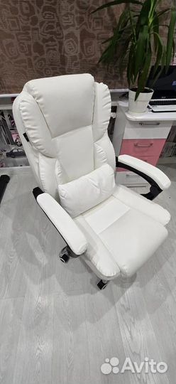 Геймерское кресло с массажем